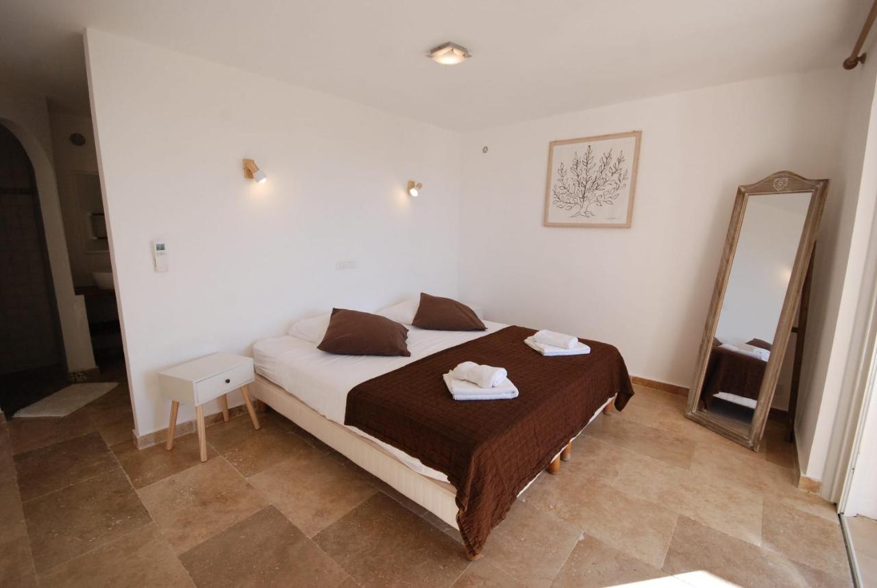 Aloasis Bed and Breakfast Grimaud Exteriör bild