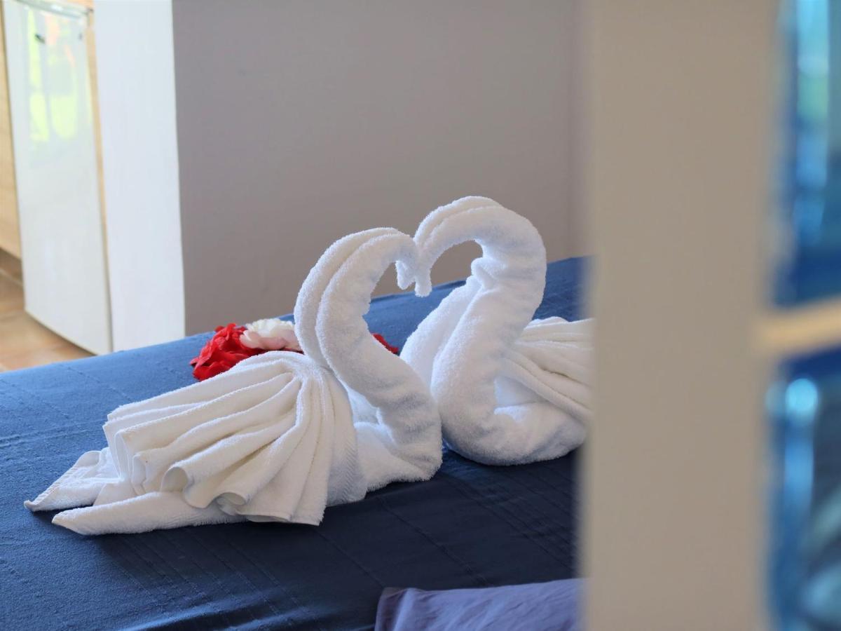 Aloasis Bed and Breakfast Grimaud Exteriör bild