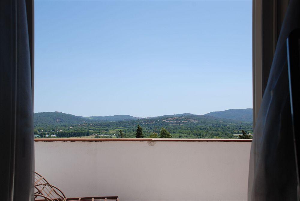 Aloasis Bed and Breakfast Grimaud Exteriör bild
